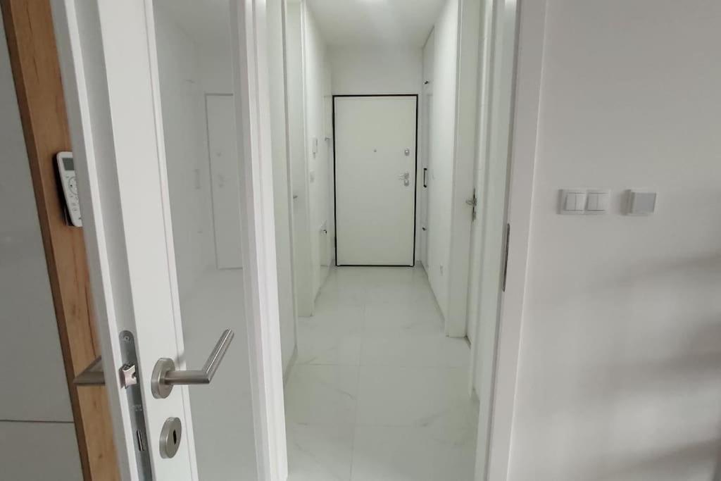 Sarajevo Tower - New Apartment מראה חיצוני תמונה